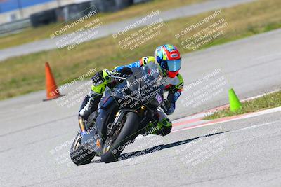 media/Apr-23-2022-Fastrack Riders (Sat) [[cb2d6ae73d]]/LEVEL 4/1PM TURN 6 OUTSIDE/